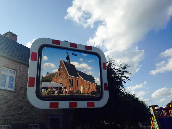 Foto kapel in spiegel